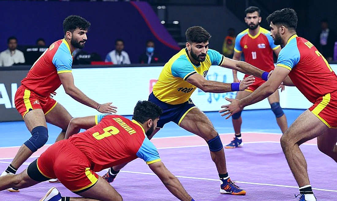 স্টার্টিং সেভেনের বাইরে পাওয়ান সেহরাওয়াত: ভারত–ইরান ফাইনাল, বদলির নিয়ম আর একটা অযাচাই করা দলপত্র