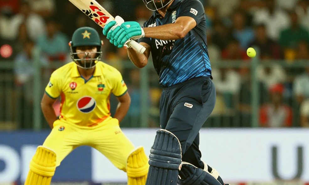 হারার স্কোরকার্ড মিথ্যা বলেছিল: টেলরের ৬৪ রান আর র‍্যাঙ্কিংয়ের নিঃশব্দ বিপ্লব