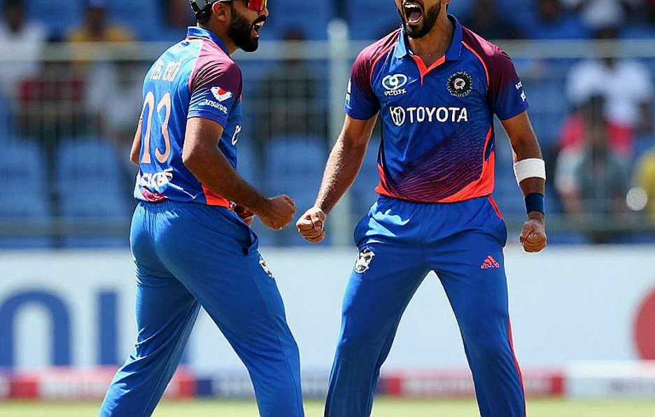 একটি টেবিল, তিনটি খেলা: USA TODAY Sports-এর হাইস্কুল ইস্পোর্টস চ্যাম্পিয়নশিপের হিসাব ও তার ফাঁক